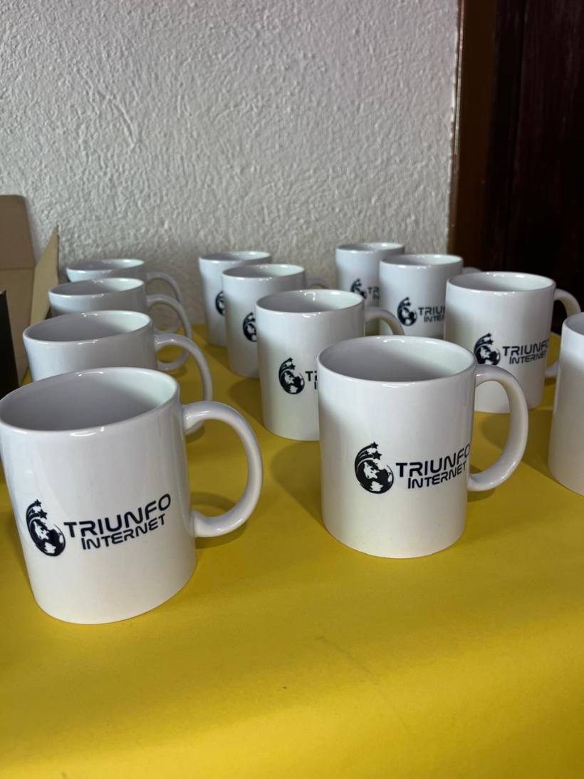 Material personalizado entregue pela MZ Impressões